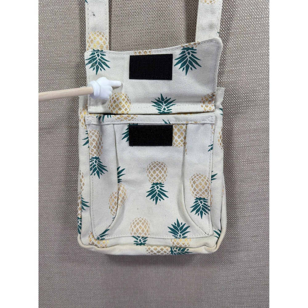 KAVU Keeper Crossbody Bag Canvas Pineapple Print‎ Tropical Shoulder Purse Cream - Picture 3 of 5